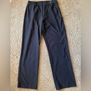 Nike Active Straight Leg Pants Size Medium